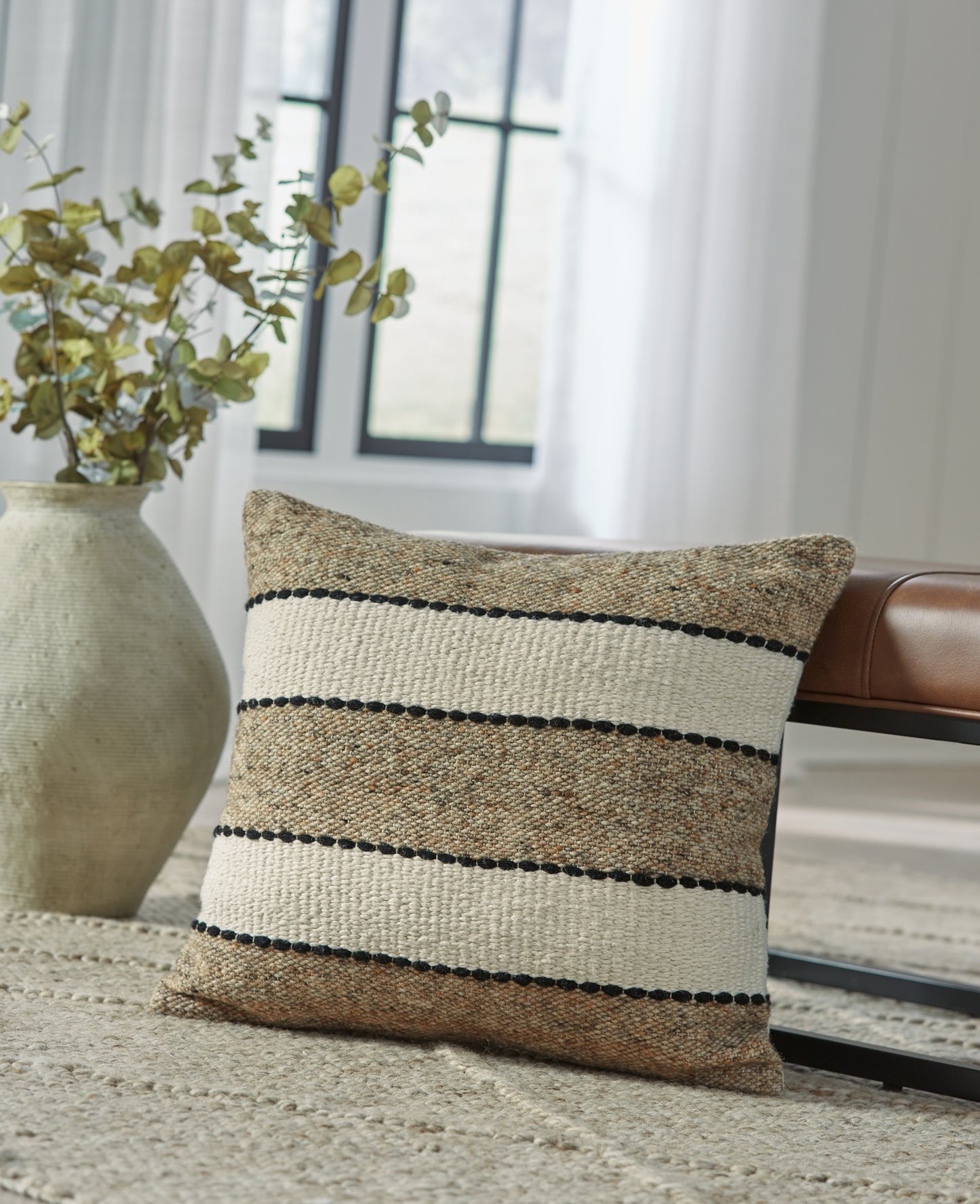 Bradenton Furniture Outlet - Ashley Furniture - Rueford Pillows - Pillow (4/CS) / Brown/Black/Natural - A1001063