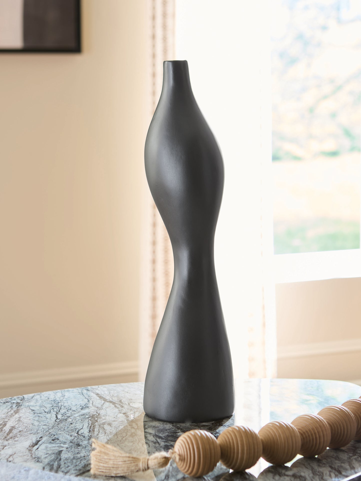 Bradenton Furniture Outlet - Ashley Furniture - Judsen Vase - Vase / Black - A2000835