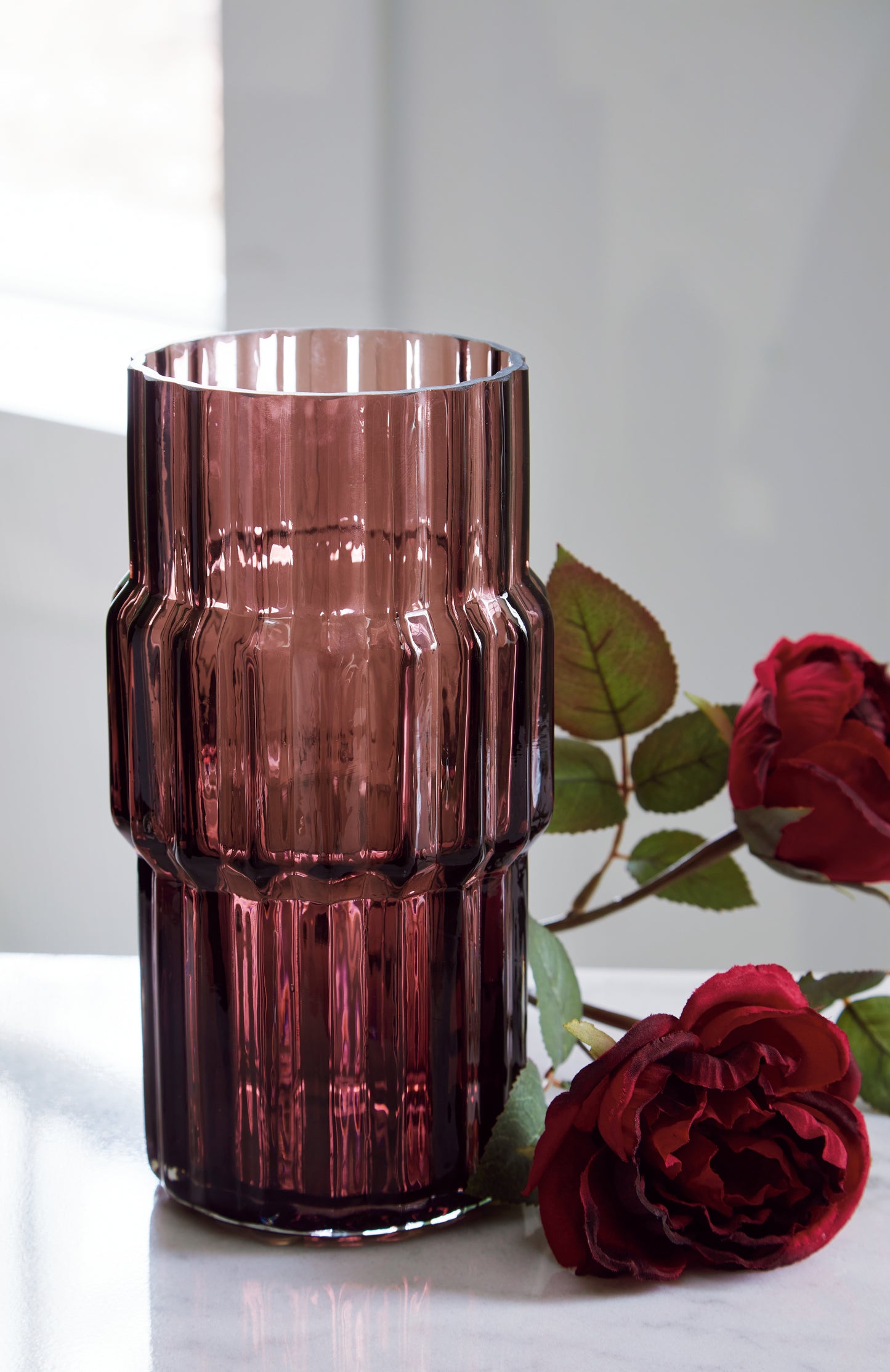 Bradenton Furniture Outlet - Ashley Furniture - Dorlow Vase - Vase / Mauve - A2900024V
