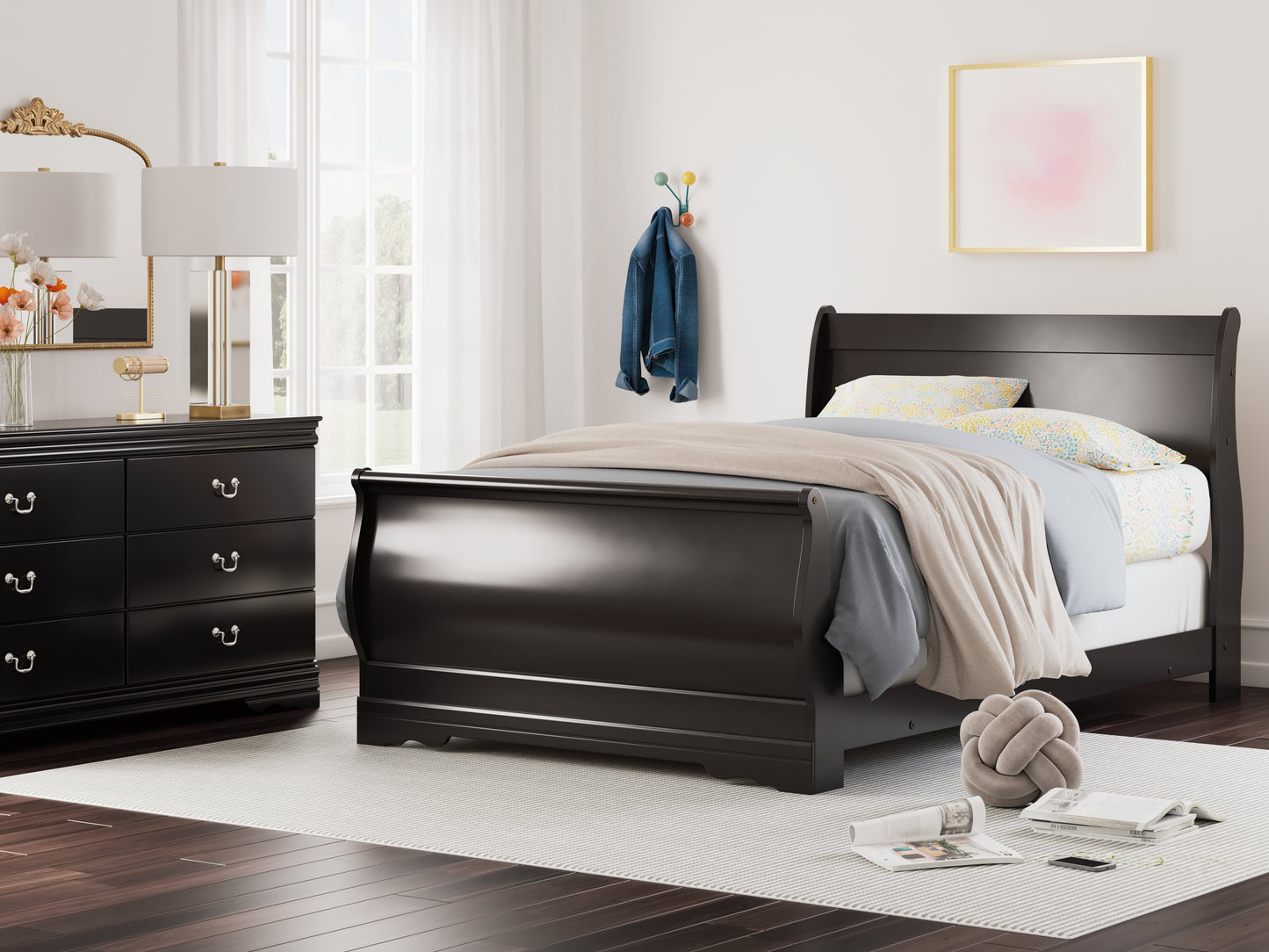 Bradenton Furniture Outlet - Ashley Furniture - Huey Vineyard Bedroom - Full Sleigh Bed / Black - B128B9
