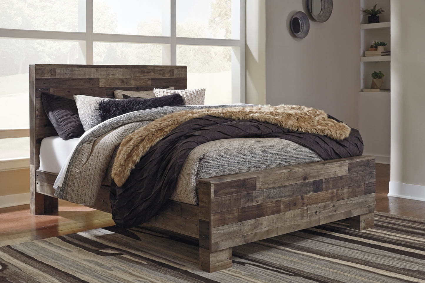 Bradenton Furniture Outlet - Ashley Furniture - Derekson Bedroom - Queen Panel Bed / Multi Gray - B200B6