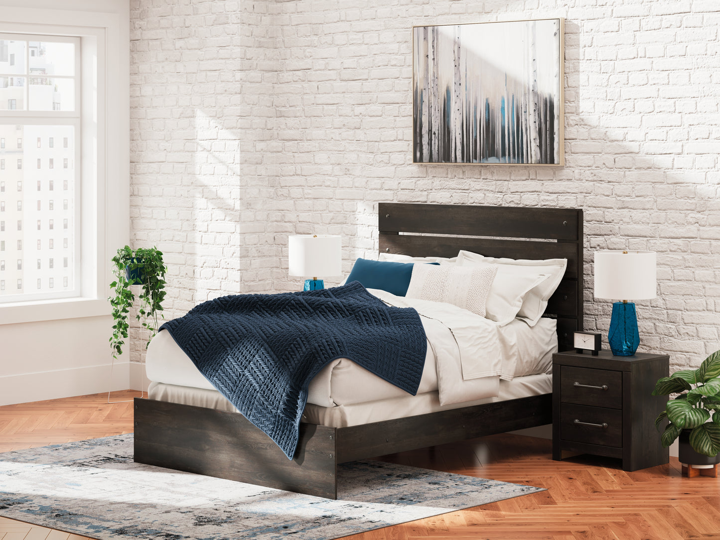 Bradenton Furniture Outlet - Ashley Furniture - Hollivern Bedroom - Queen Panel Bed / Dark Gray - PCB2108B2