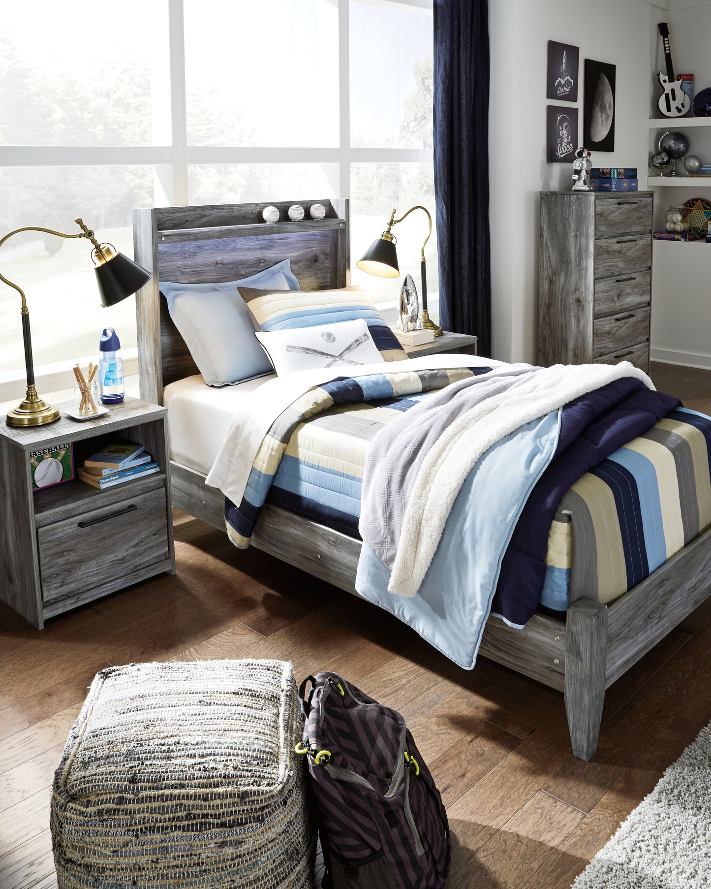 Bradenton Furniture Outlet - Ashley Furniture - Baystorm Bedroom - Twin Panel Bed / Gray - B221B20