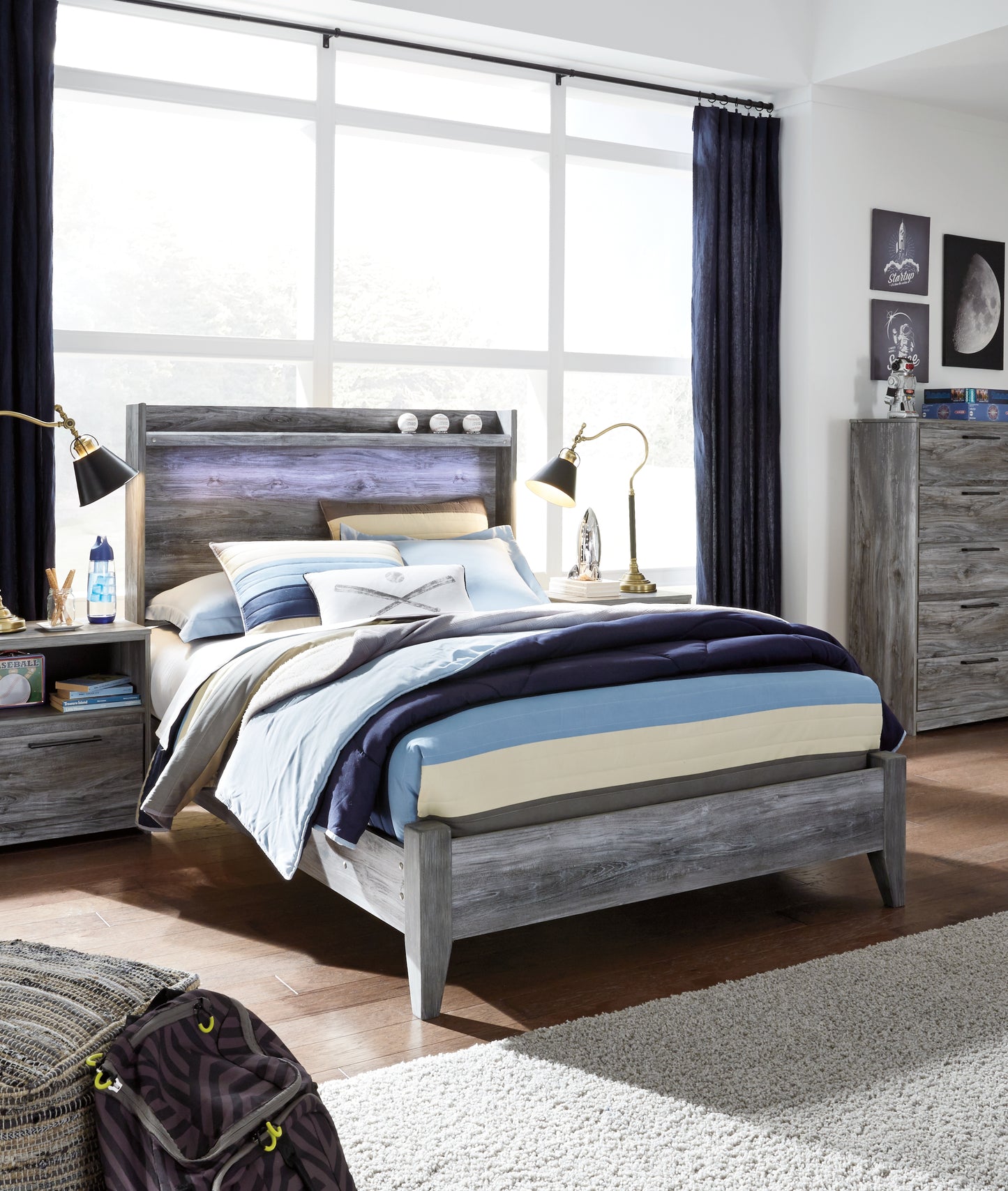 Bradenton Furniture Outlet - Ashley Furniture - Baystorm Bedroom - Full Panel Bed / Gray - B221B21