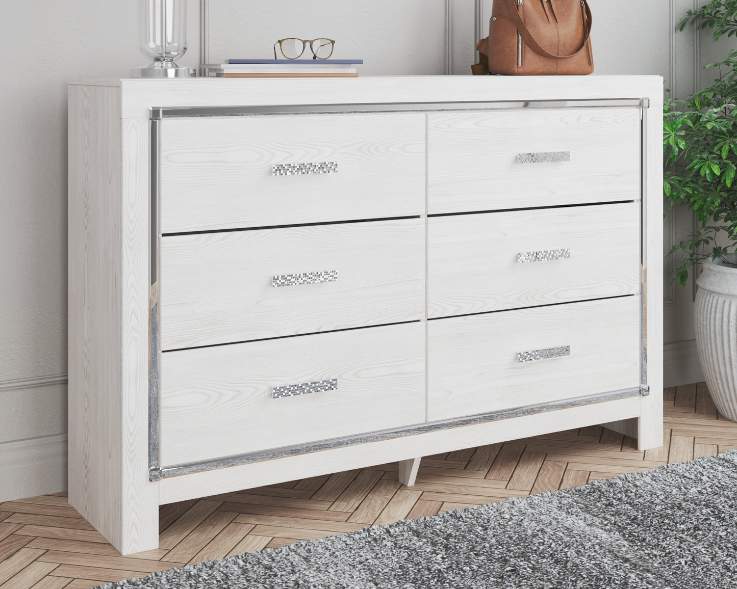 Bradenton Furniture Outlet - Ashley Furniture - Altyra Bedroom - Six Drawer Dresser / White - B2640-31