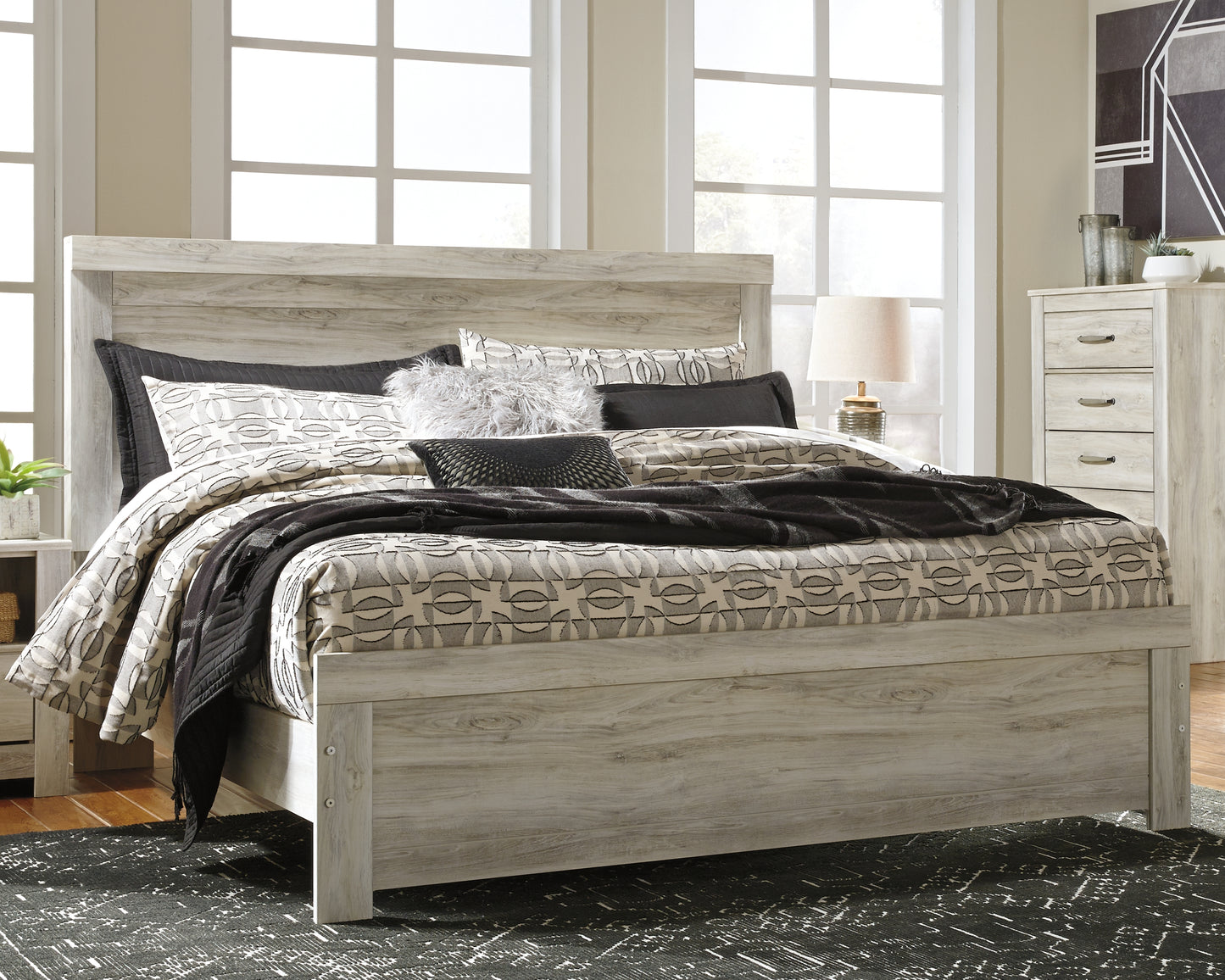Bradenton Furniture Outlet - Ashley Furniture - Bellaby Bedroom - King Panel Bed / Whitewash - B331B8