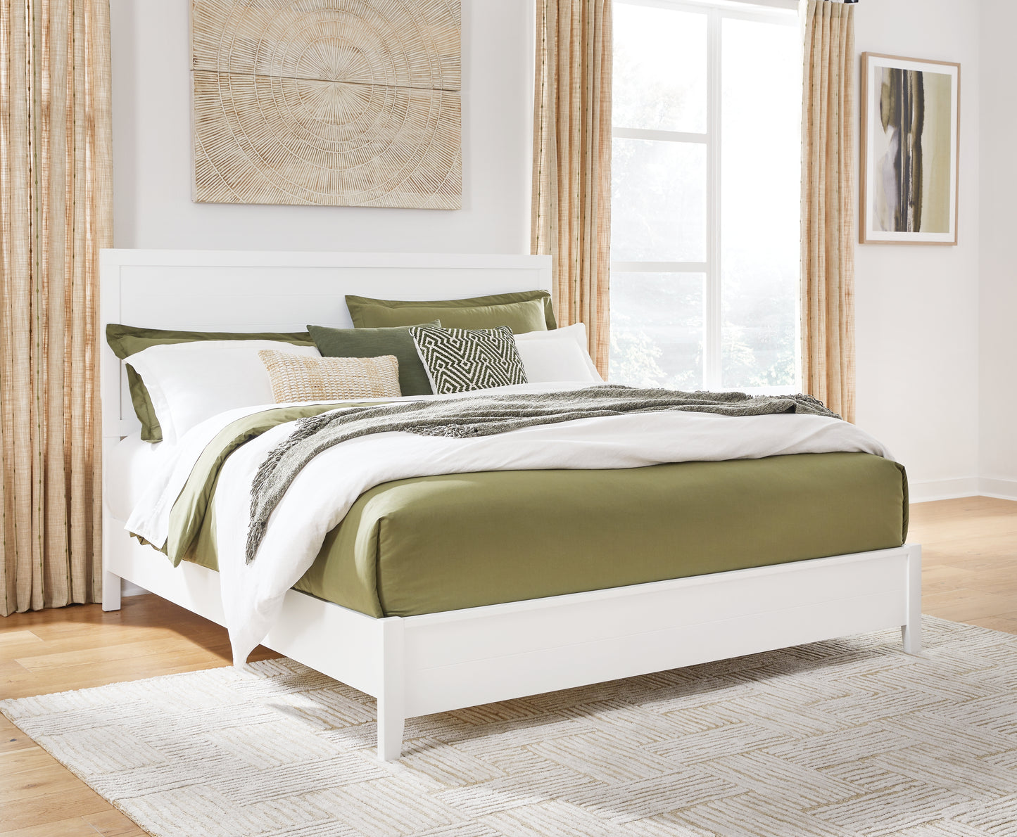 Bradenton Furniture Outlet - Ashley Furniture - Binterglen Bedroom - King Panel Bed / White - B427B8