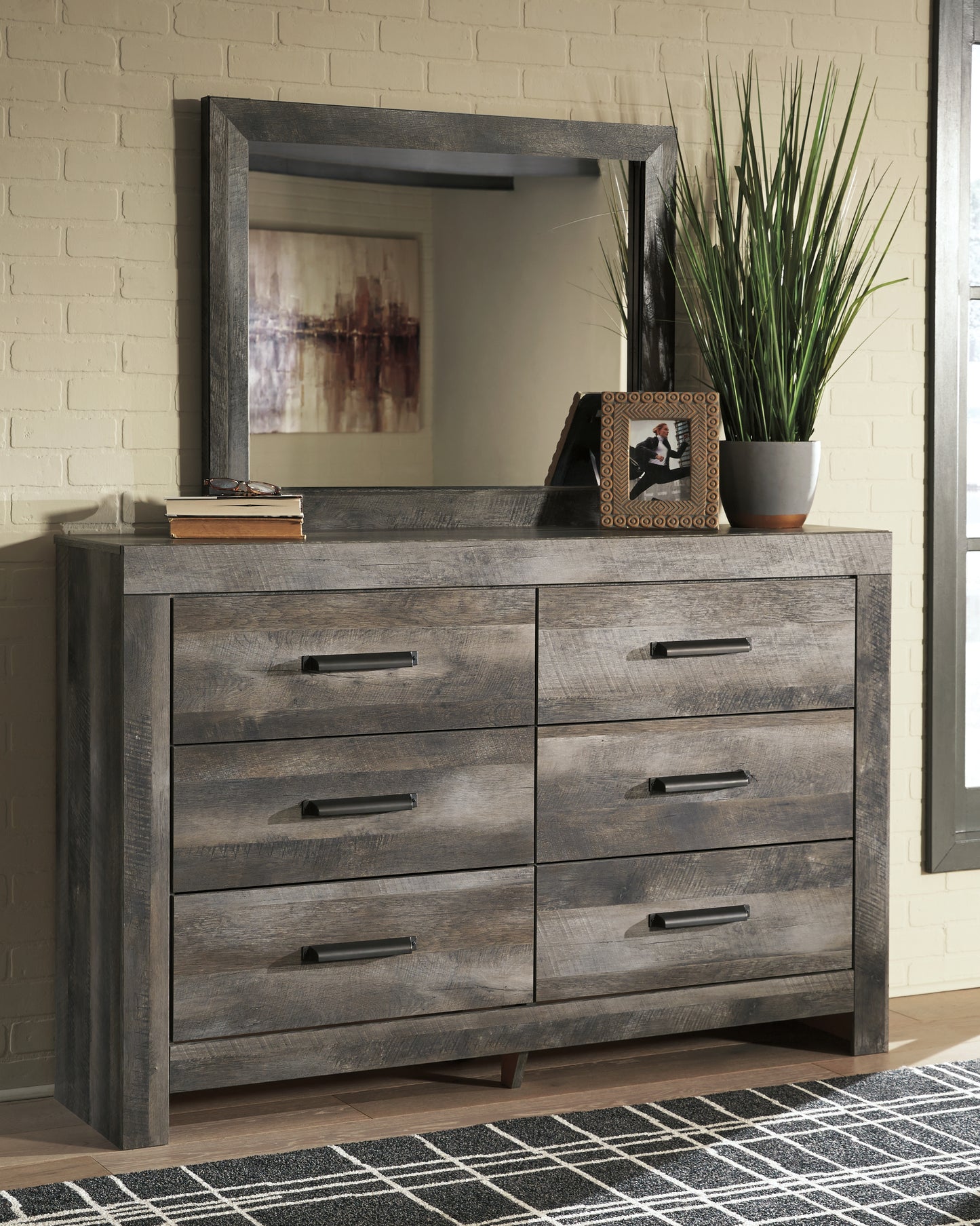 Bradenton Furniture Outlet - Ashley Furniture - Wynnlow Bedroom - Dresser and Mirror / Gray - B440B1