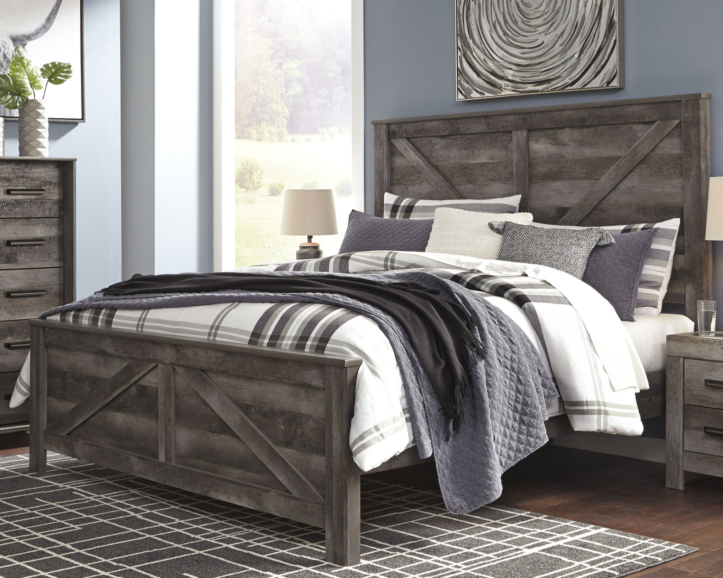 Bradenton Furniture Outlet - Ashley Furniture - Wynnlow Bedroom - King Crossbuck Panel Bed / Gray - B440B11