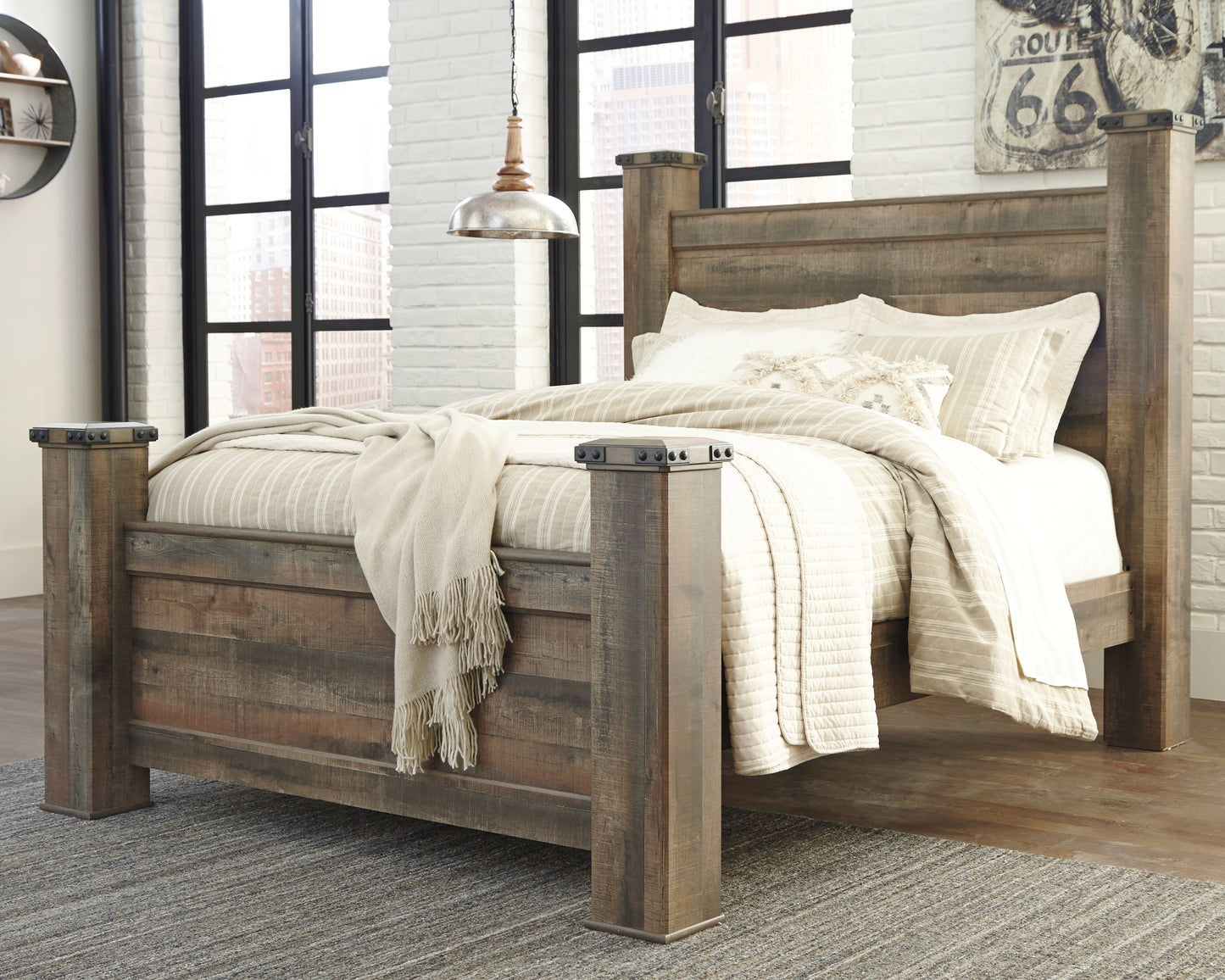 Bradenton Furniture Outlet - Ashley Furniture - Trinell Bedroom - Queen Poster Bed / Brown - B446B40