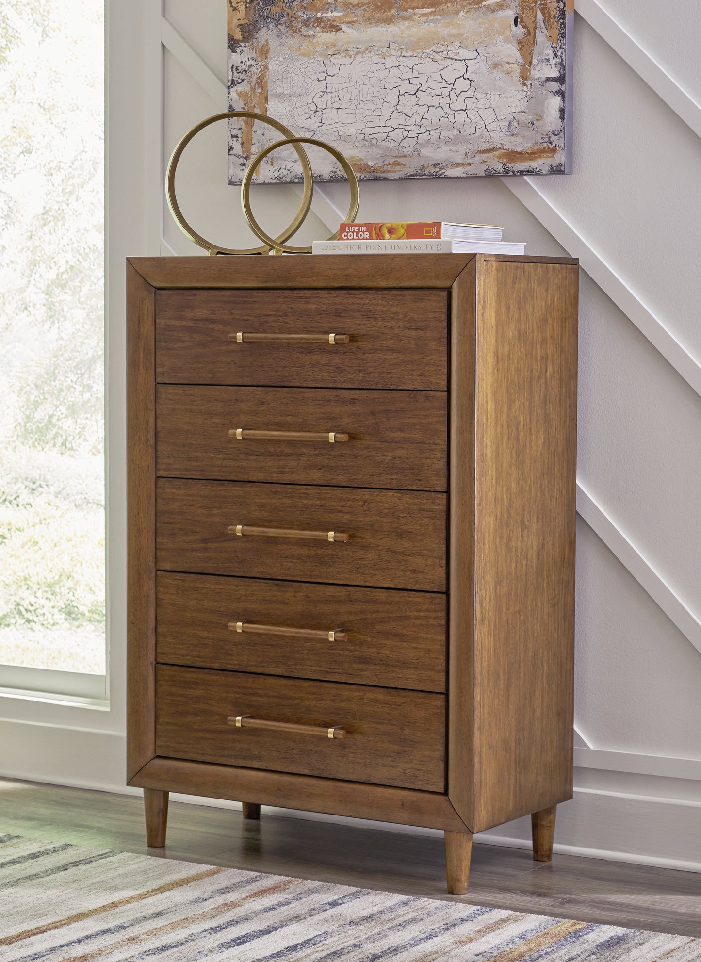 Bradenton Furniture Outlet - Ashley Furniture - Lyncott Bedroom - Five Drawer Chest / Brown - B615-46