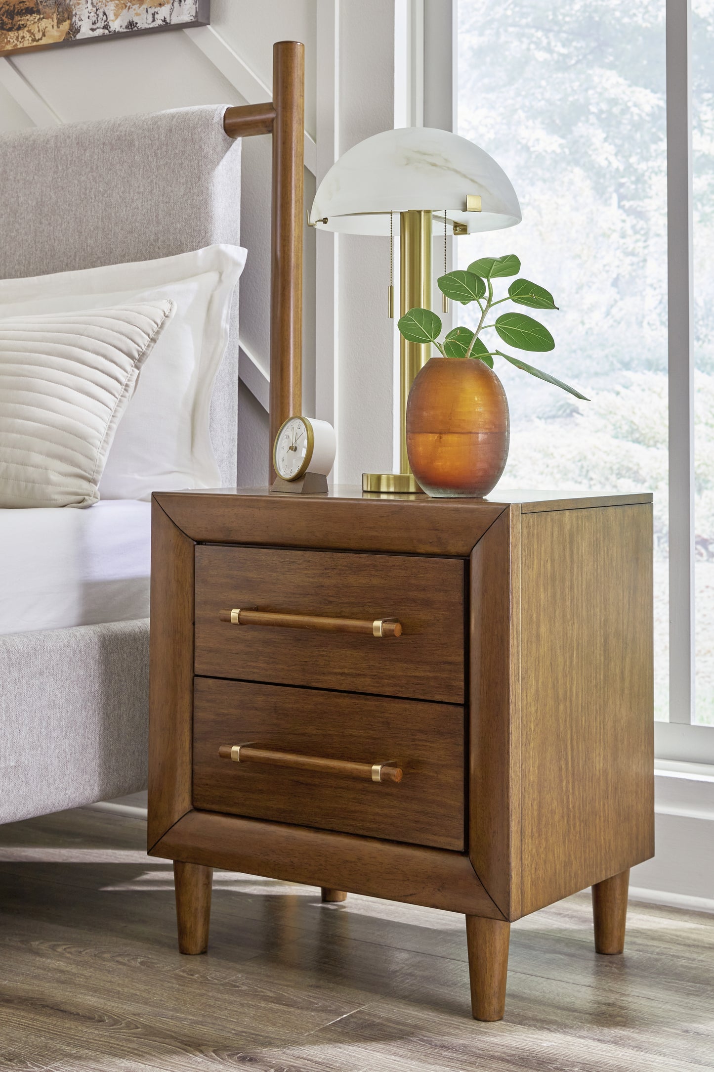 Bradenton Furniture Outlet - Ashley Furniture - Lyncott Bedroom - Two Drawer Night Stand / Brown - B615-92