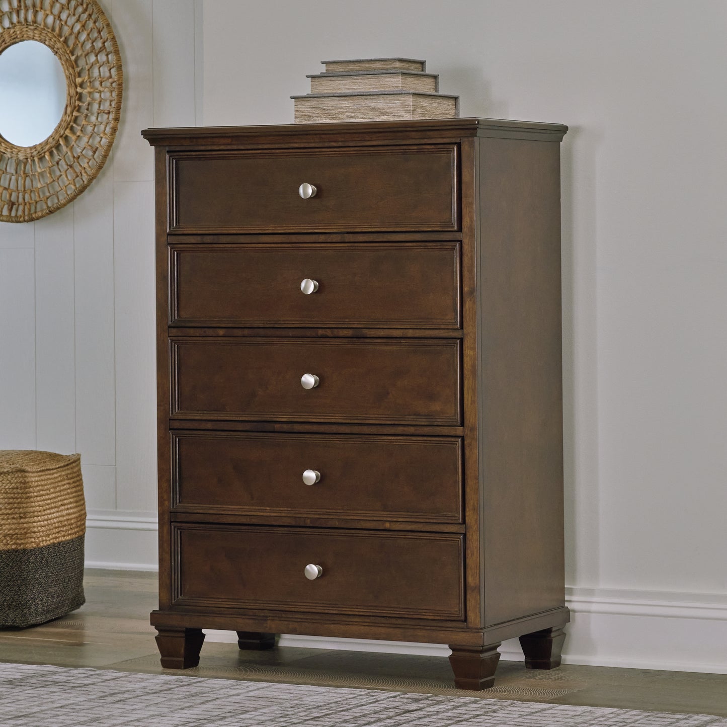 Bradenton Furniture Outlet - Ashley Furniture - Danabrin Bedroom - Five Drawer Chest / Brown - B685-46