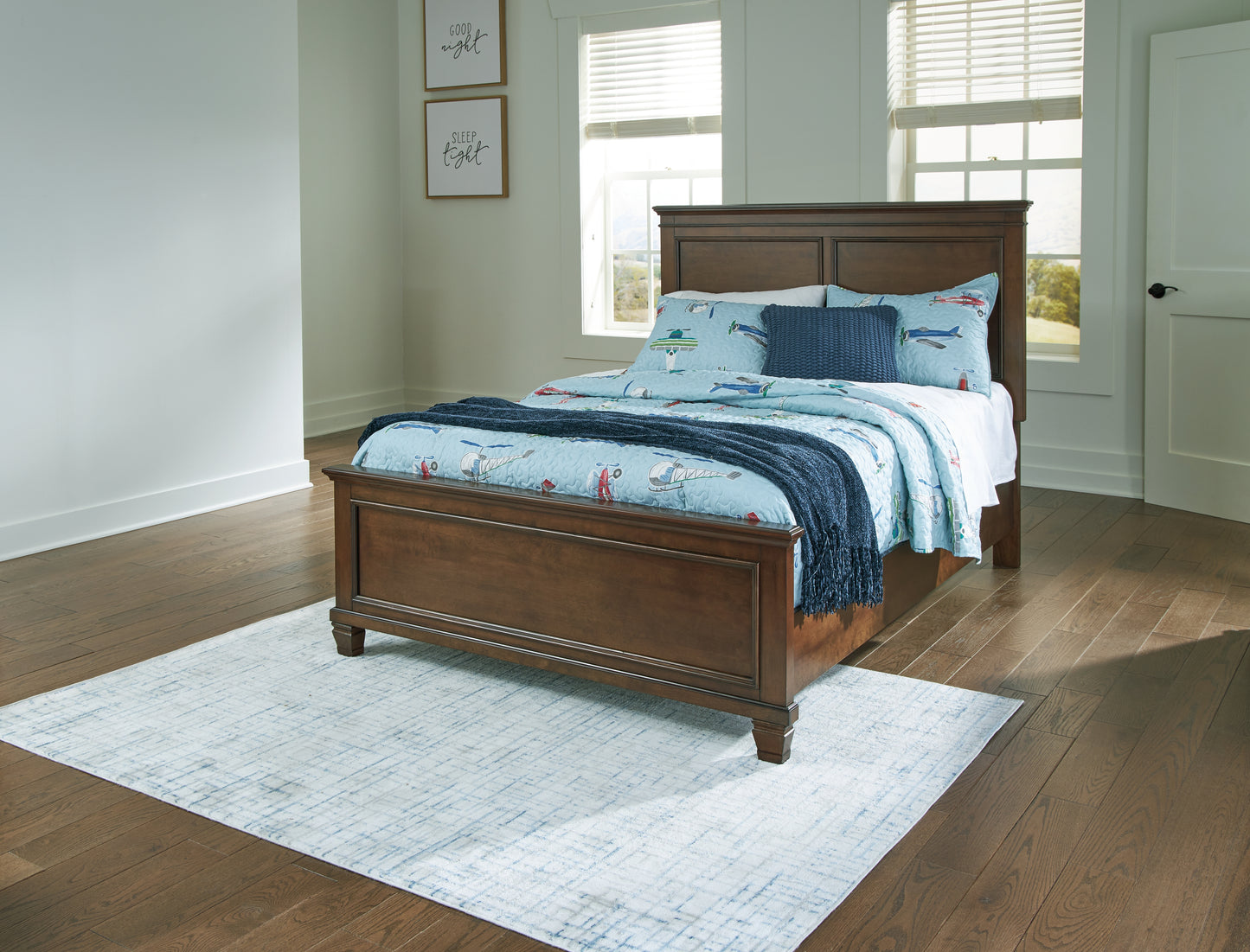 Bradenton Furniture Outlet - Ashley Furniture - Danabrin Bedroom - Full Panel Bed / Brown - B685B8