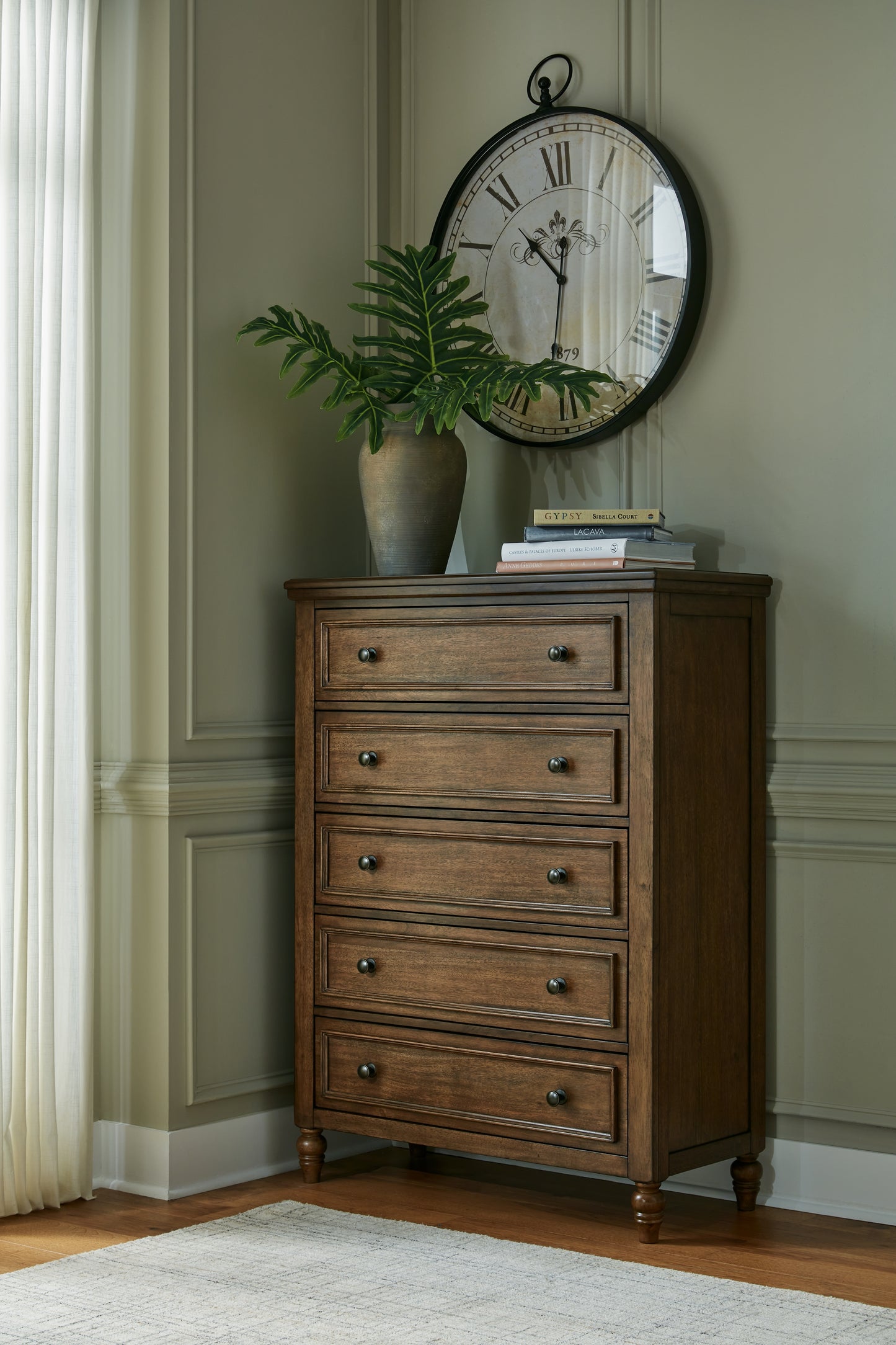 Bradenton Furniture Outlet - Ashley Furniture - Sturlayne Bedroom - Five Drawer Chest / Brown - B787-46