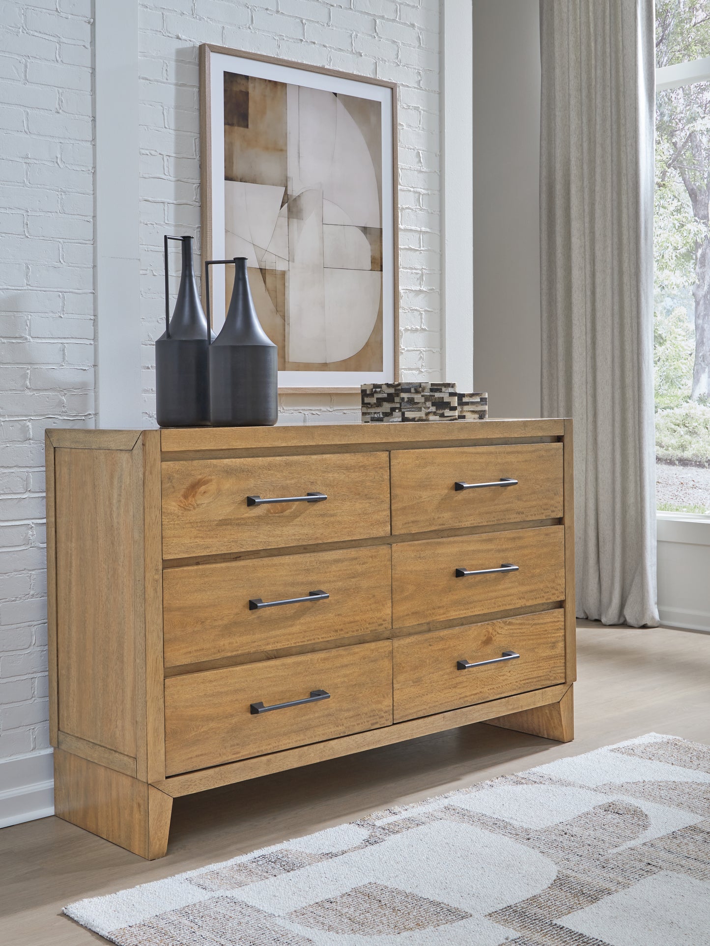 Bradenton Furniture Outlet - Ashley Furniture - Sherbana Bedroom - Dresser / Light Brown - B833-31