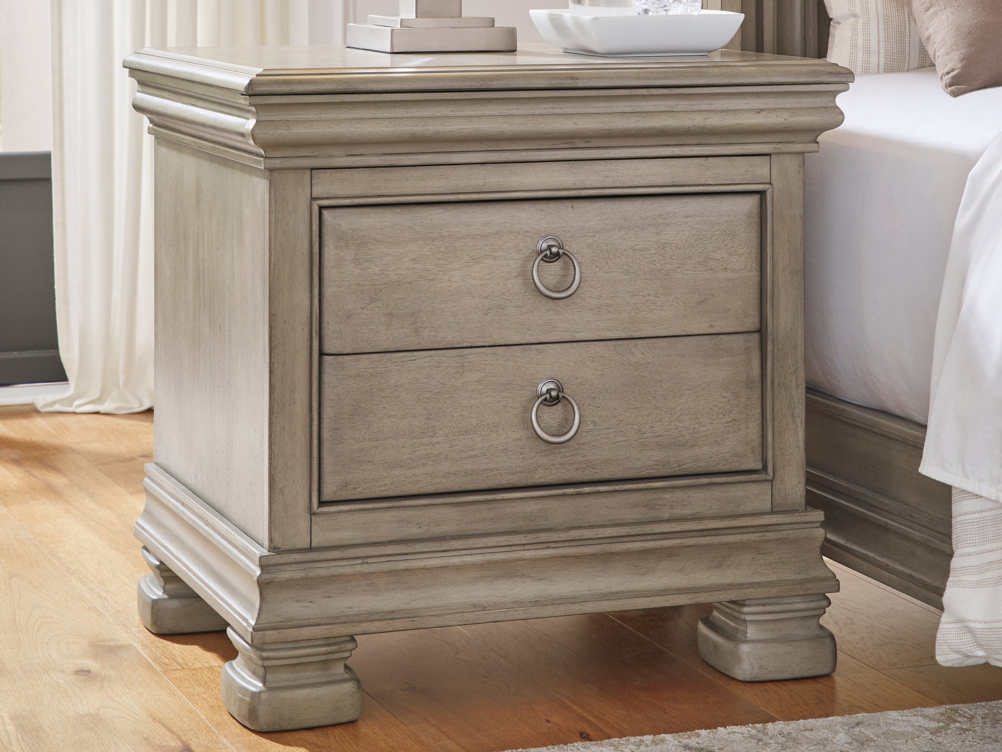 Bradenton Furniture Outlet - Ashley Furniture - Lexorne Bedroom - Three Drawer Night Stand / Gray - B924-93