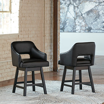 Bradenton Furniture Outlet - Ashley Furniture - Tallenger Dining Room - Counter Height Bar Stool (Set of 2) / Black/Dark Brown - D380-924X2