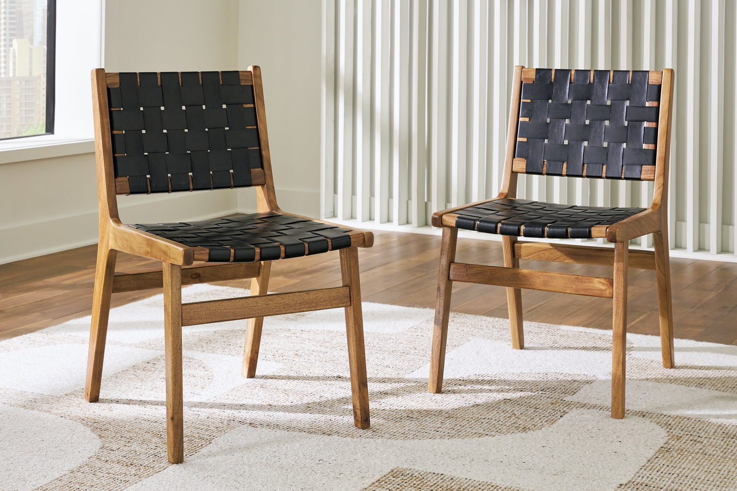 Bradenton Furniture Outlet - Ashley Furniture - Fortmaine Dining Room - Dining Chair (Set of 2) / Brown/Black - D872-01X2