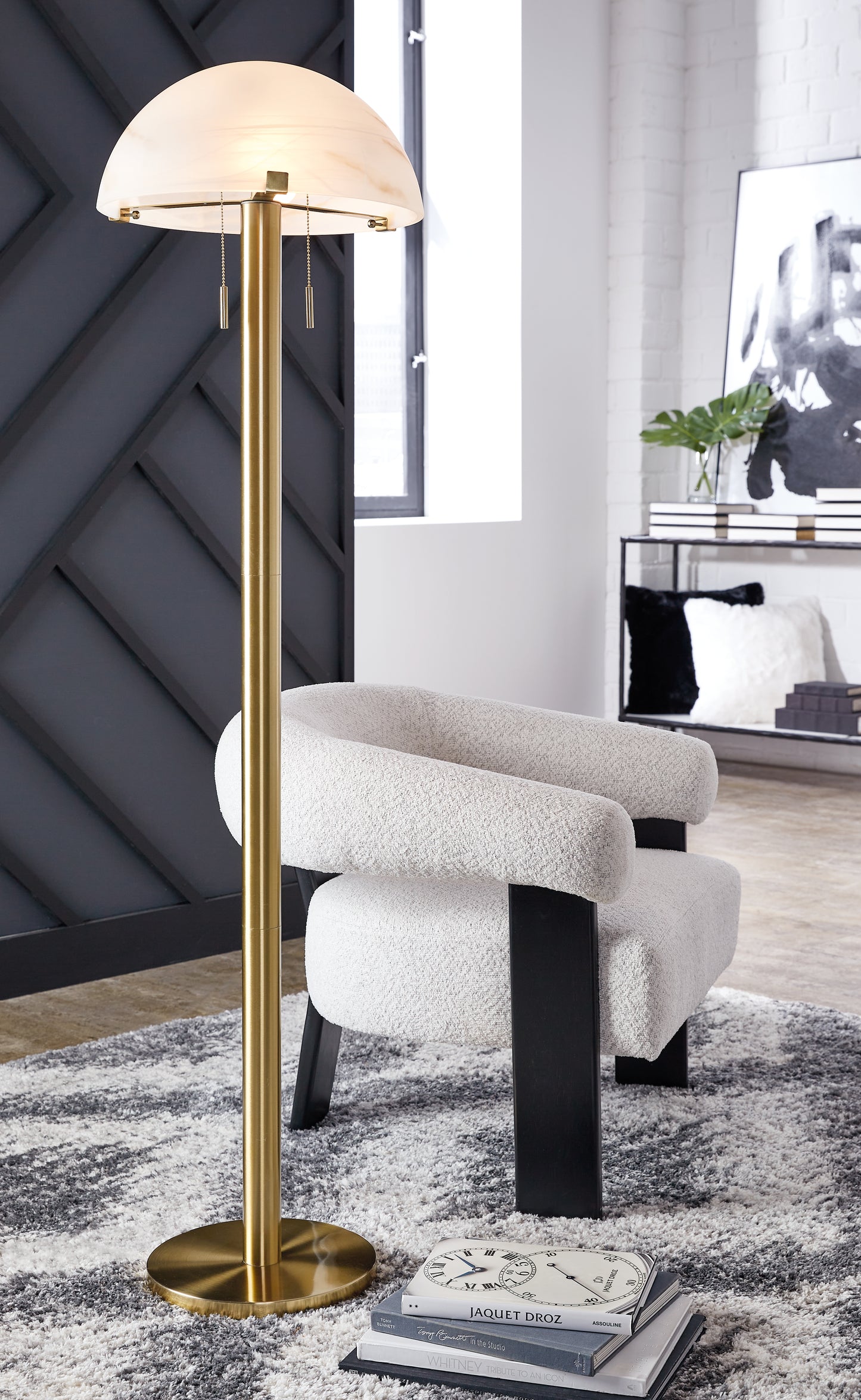 Bradenton Furniture Outlet - Ashley Furniture - Tobbinsen Lighting - Metal Floor Lamp (1/CN) / Brass Finish - L208421