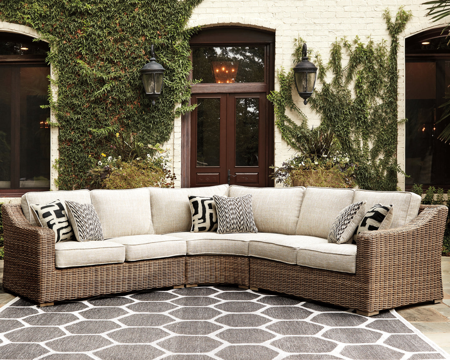 Bradenton Furniture Outlet - Ashley Furniture - Beachcroft Outdoor - 3-Piece Outdoor Seating Set / Beige - P791P6