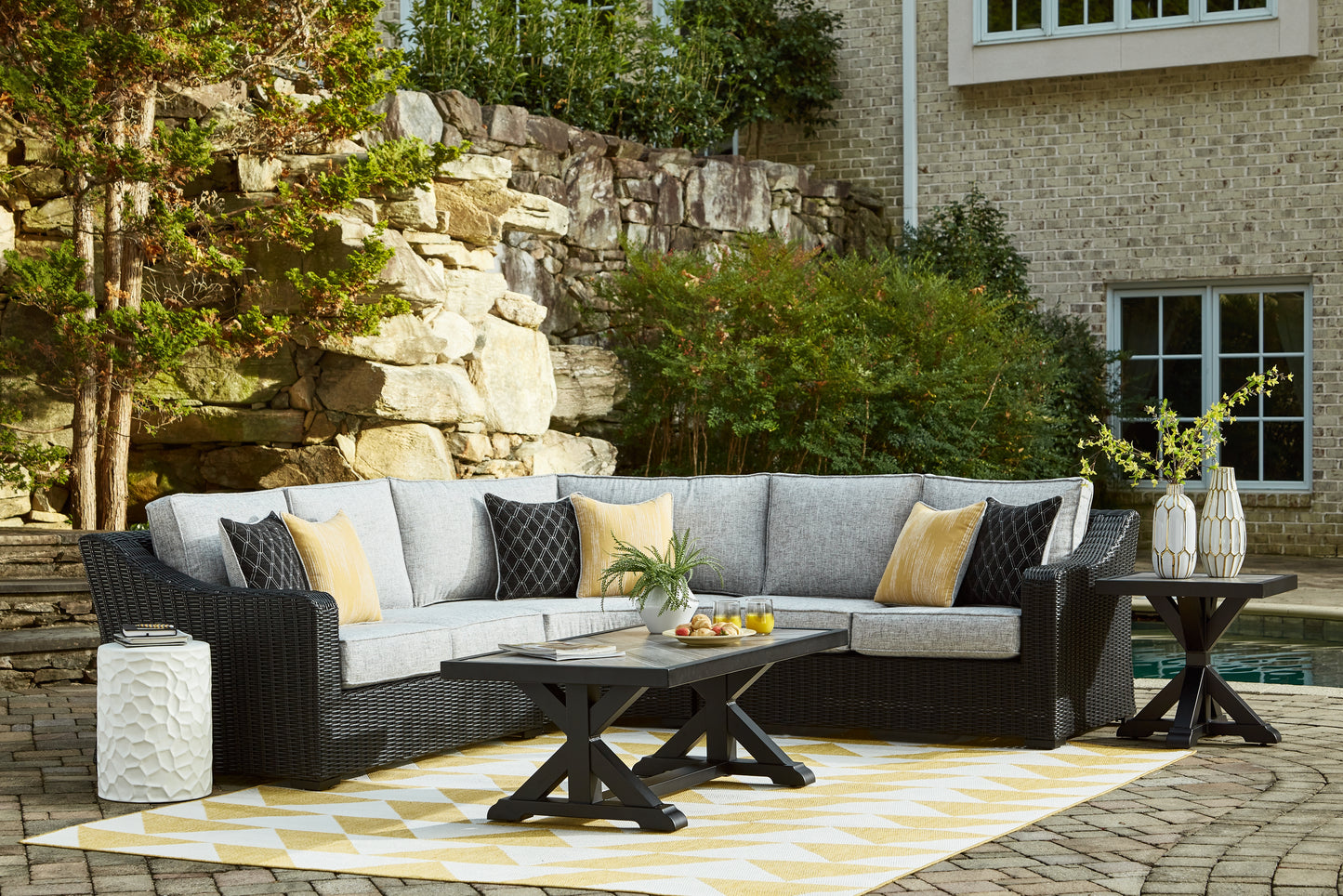 Bradenton Furniture Outlet - Ashley Furniture - Beachcroft Outdoor - 3-Piece Outdoor Sectional / Black/Light Gray - P792P1