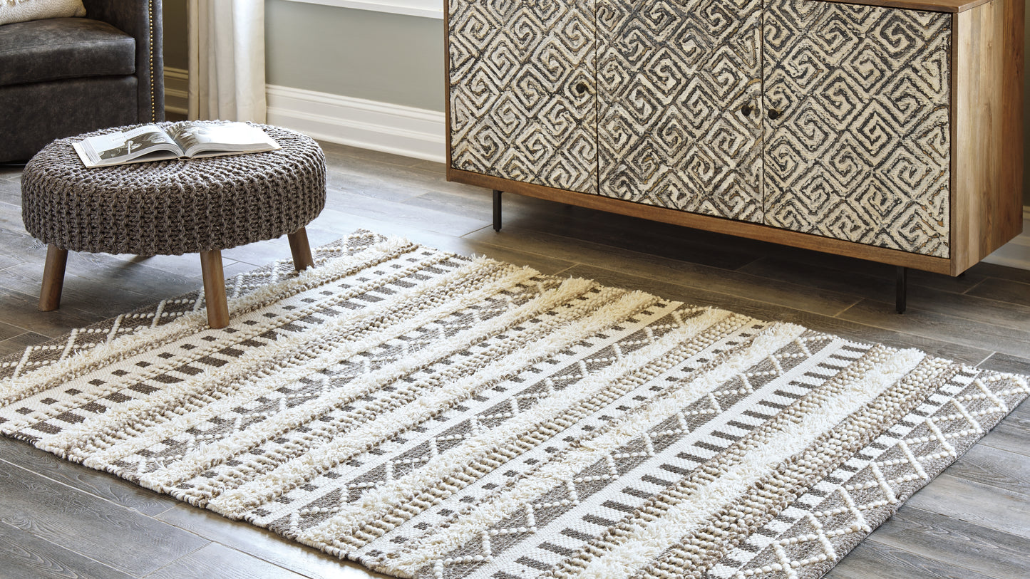 Bradenton Furniture Outlet - Ashley Furniture - Karalee Rug - 8' x 10' Rug / Ivory/Brown - R404441