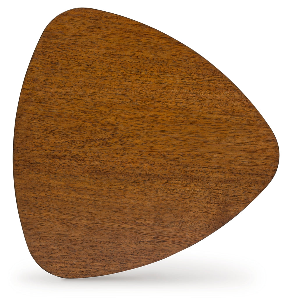 Lyncott Table (Set of 3)