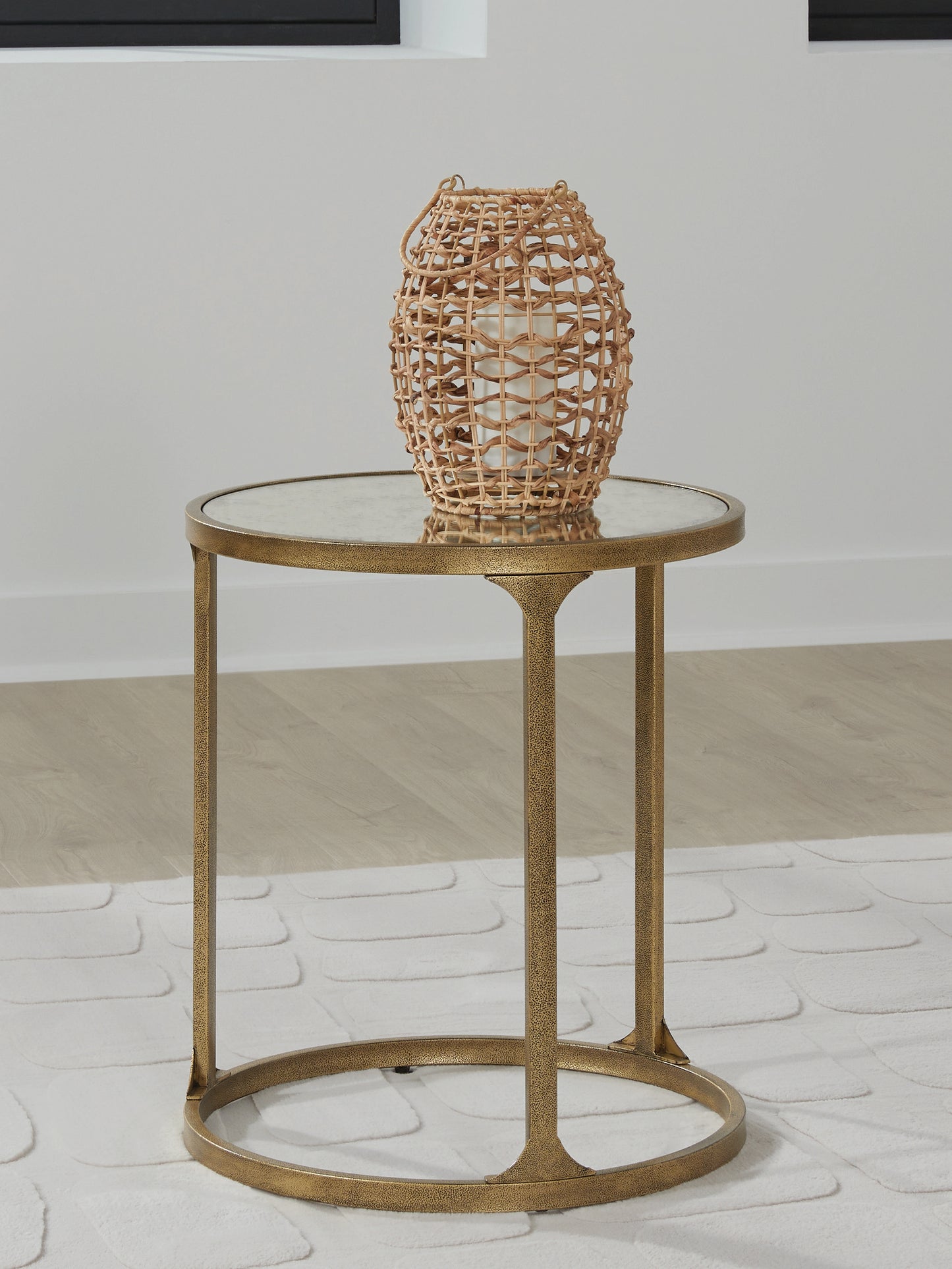 Bradenton Furniture Outlet - Ashley Furniture - Korajane End Table - Round End Table / Antique Gold - T399-6