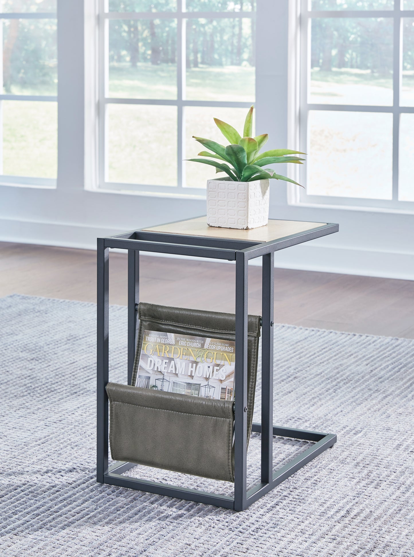 Bradenton Furniture Outlet - Ashley Furniture - Freslowe Chairside End Table - Chair Side End Table / Light Brown/Black - T931-107