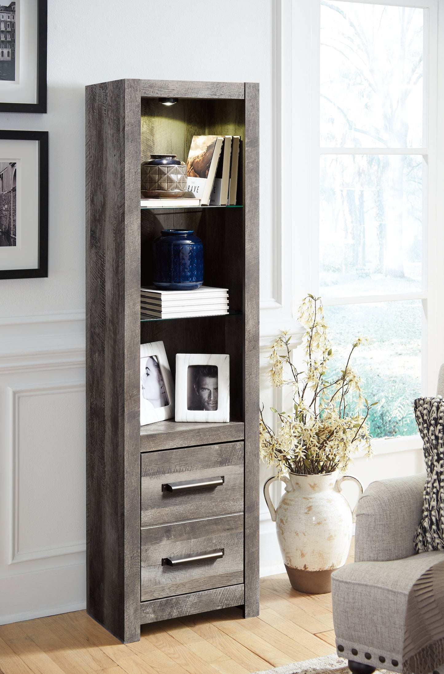 Bradenton Furniture Outlet - Ashley Furniture - Wynnlow Entertainment Center - Pier / Gray - W440-24