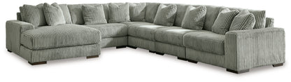 Lindyn Sectional