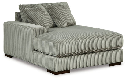 Lindyn Sectional
