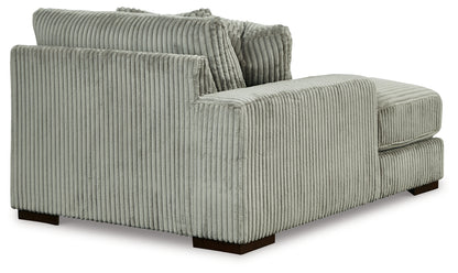 Lindyn Sectional