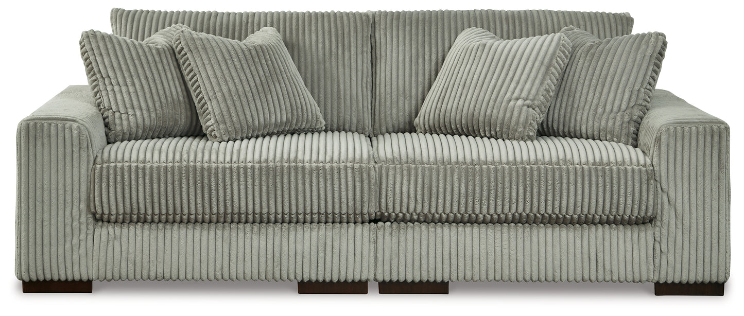 Lindyn Sectional