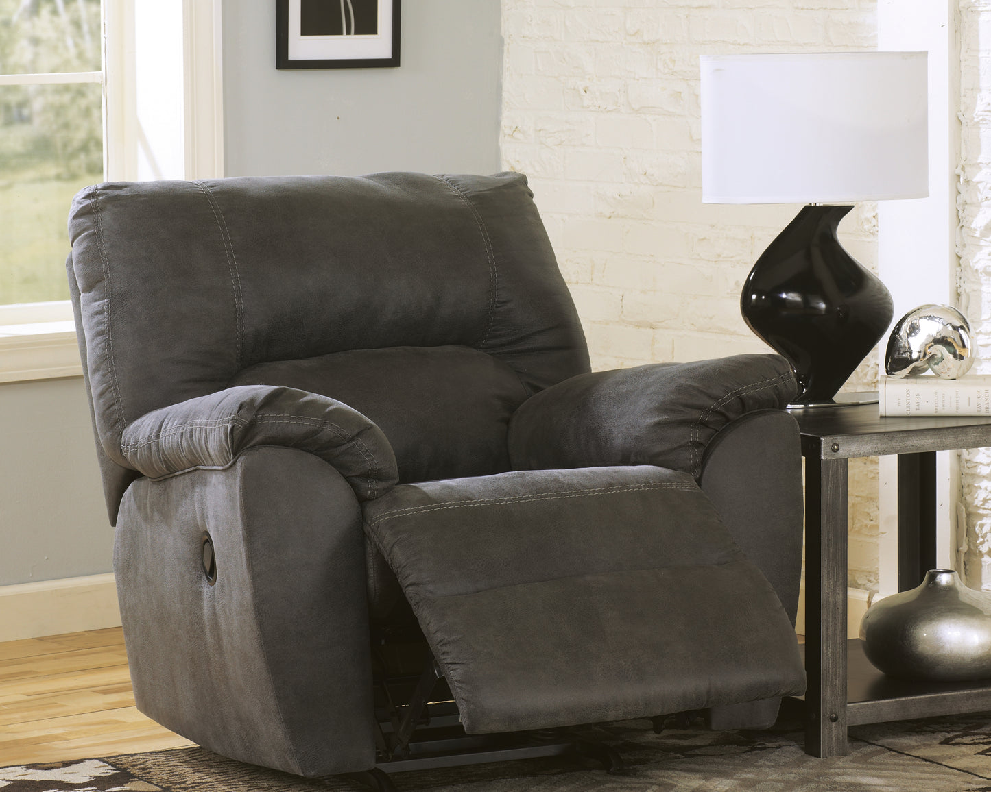 Bradenton Furniture Outlet - Ashley Furniture - Tambo Living Room - Rocker Recliner / Canyon - 2780225