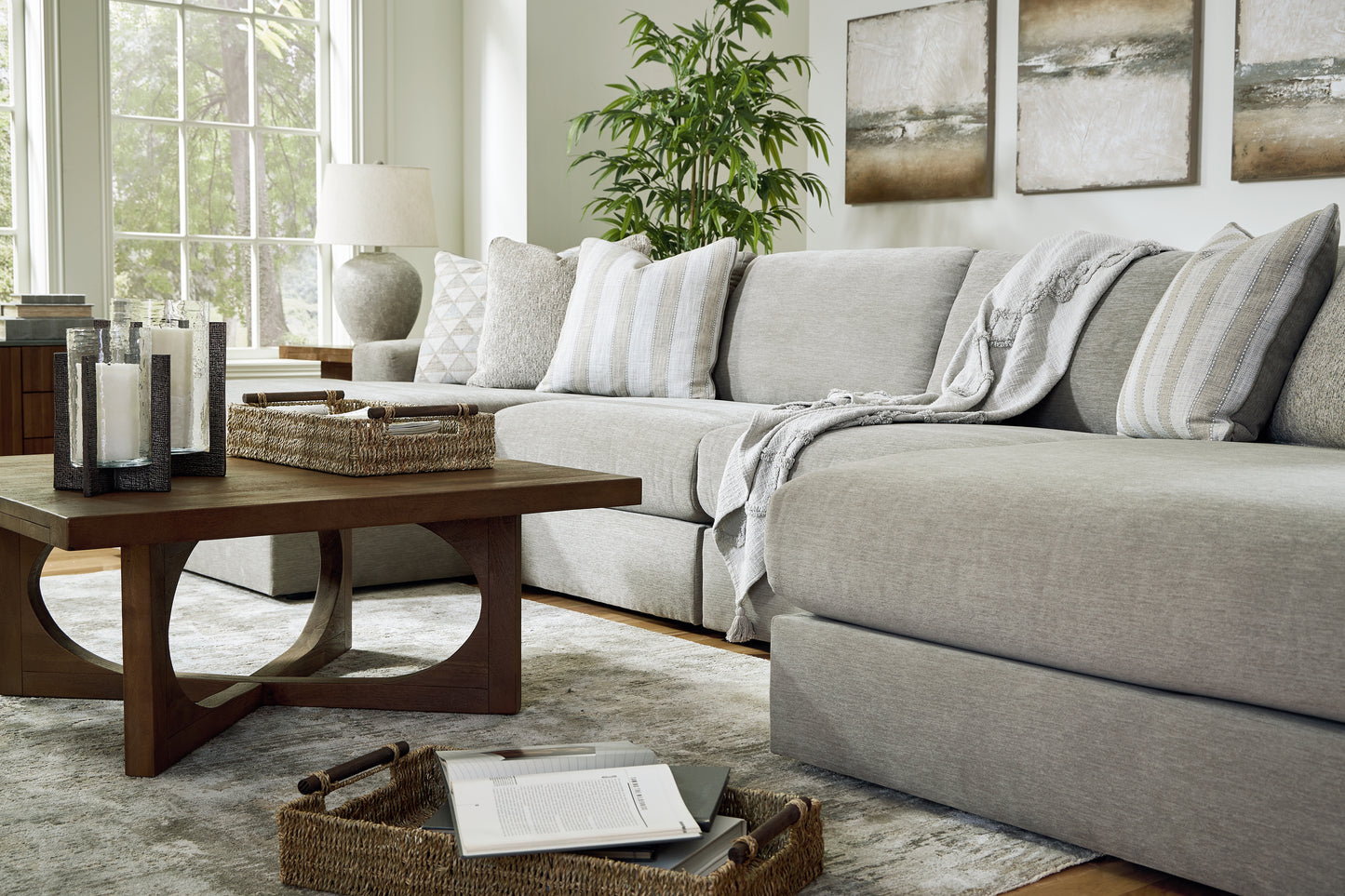 Avaliyah Sectional