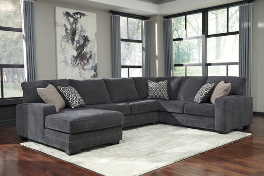 Bradenton Furniture Outlet - Ashley Furniture - Tracling Sectional - RAF 3-Piece Sectional with Chaise / Slate - 72600S1