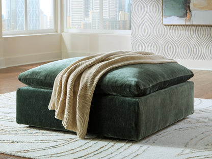 Bradenton Furniture Outlet - Ashley Furniture - Carriage View Living Room - Oversized Accent Ottoman / Jade - 7800108