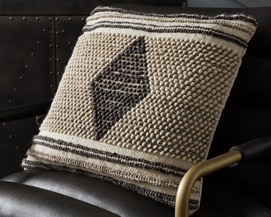Bradenton Furniture Outlet - Ashley Furniture - Ricker Pillows - Pillow (4/CS) / Gray/Cream - A1000804