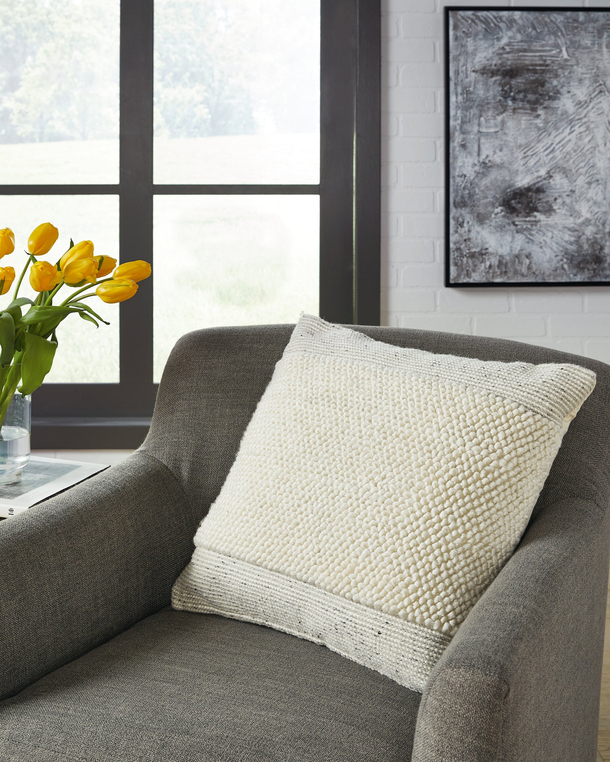 Bradenton Furniture Outlet - Ashley Furniture - Rowcher Pillows - Pillow (4/CS) / Gray/White - A1001004
