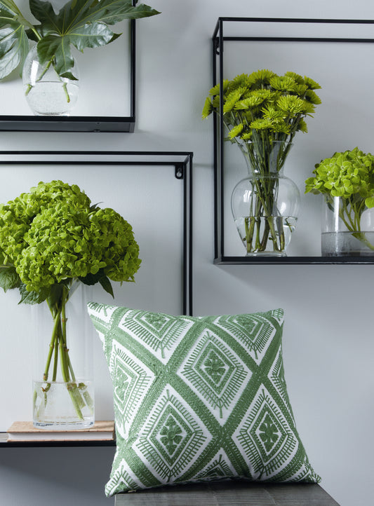 Bradenton Furniture Outlet - Ashley Furniture - Bellvale Pillows - Pillow (4/CS) / Green/White - A1001028