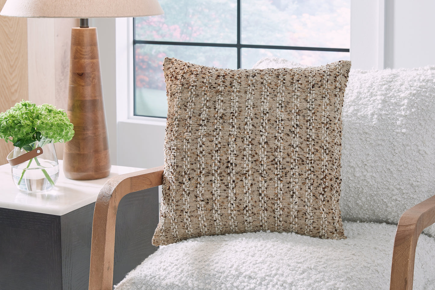 Bradenton Furniture Outlet - Ashley Furniture - Vorlane Pillows - Pillow (4/CS) / Tan/Brown/White - A1001046