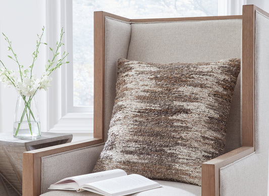 Bradenton Furniture Outlet - Ashley Furniture - Nealton Pillows - Pillow (4/CS) / Brown/White - A1001050