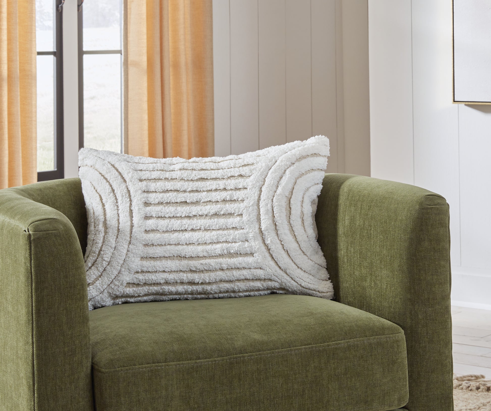 Bradenton Furniture Outlet - Ashley Furniture - Farissen Pillows - Pillow (4/CS) / White/Tan - A1001062