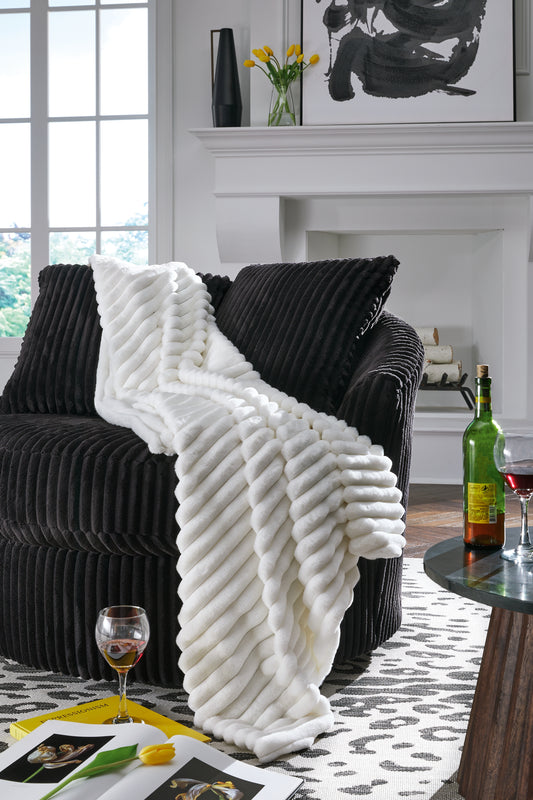 Bradenton Furniture Outlet - Ashley Furniture - Alsonwell Throw (Set of 3) - Throw (3/CS) / White - A1001080