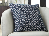 Pillow (4/CS)