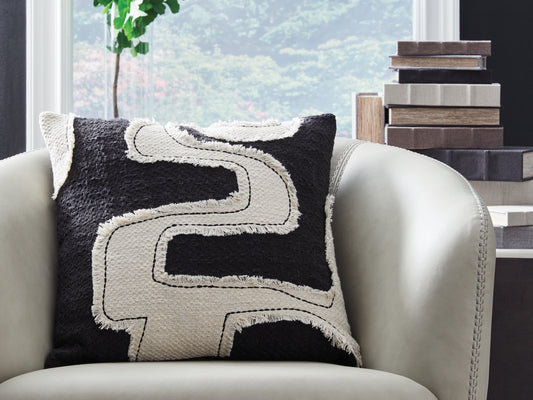 Bradenton Furniture Outlet - Ashley Furniture - Veerbank Pillows - Pillow (4/CS) / Black/Beige - A1001114