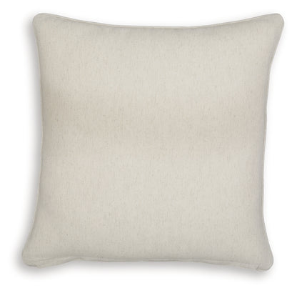 Viveka Pillows
