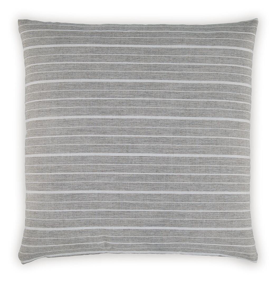 Vernthrone Pillows